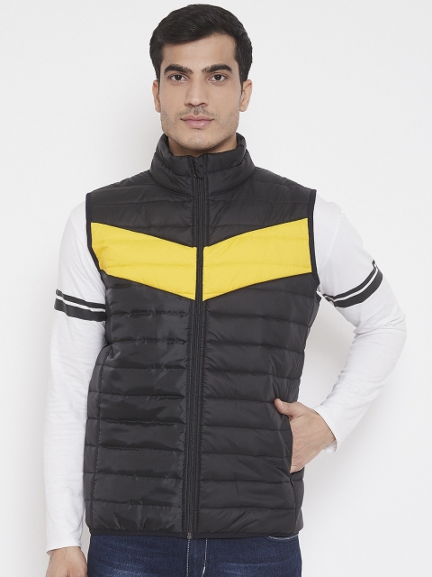 

Athleto Men Black Colourblocked Lightweight Puffer Jacket