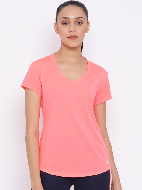 

New Balance Women Pink Solid V-Neck T-shirt