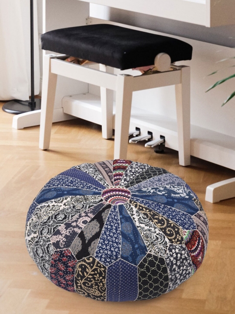 

Tistabene Navy Blue & Black Printed Round-Shaped Floor Cushion