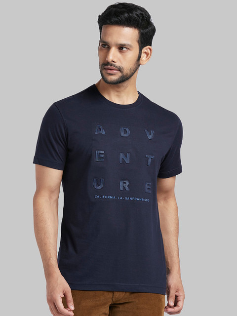 

Parx Men Blue Self Design Round Neck T-shirt