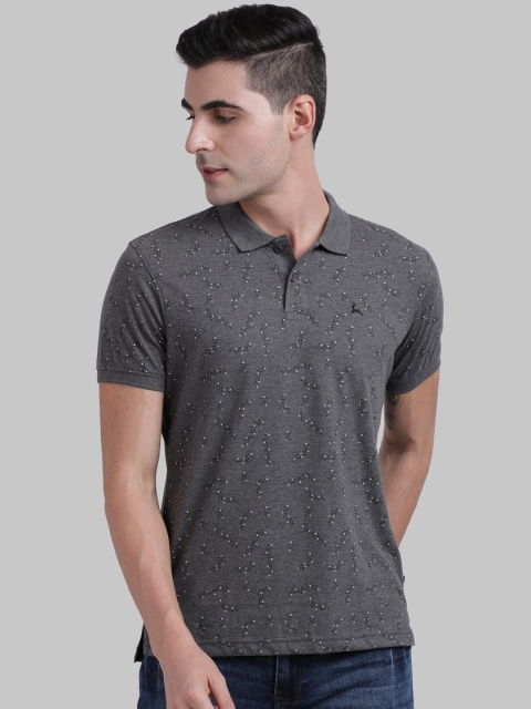 

Parx Men Grey Solid Polo Collar T-shirt