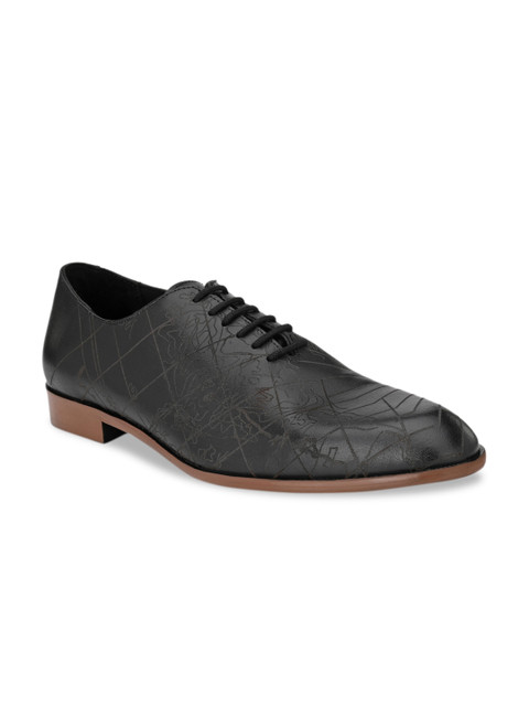 

Delize Men Black Textured Leather Formal Oxfords