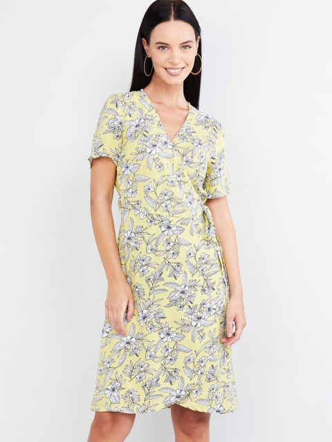 

max Women Yellow Printed Wrap Dress
