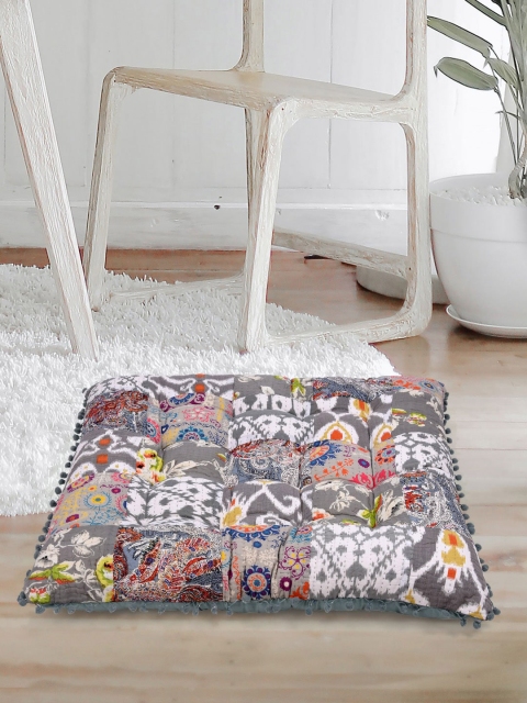 

Tistabene Grey & White Patchwork Handloom Square Gaddi