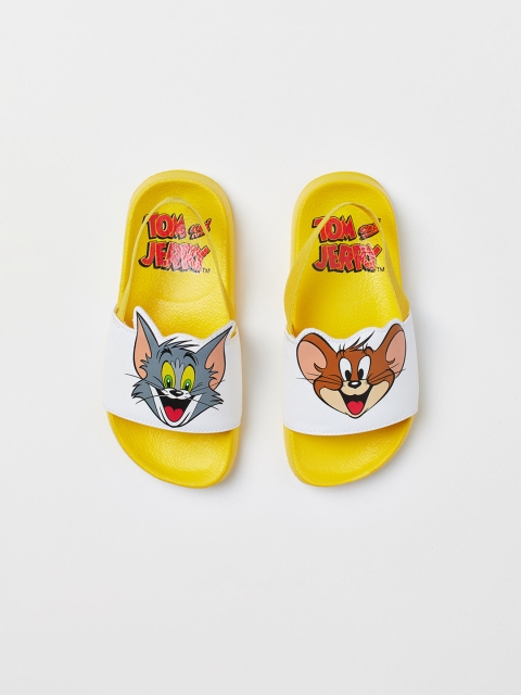 

H&M Boys Yellow Printed pool shoes