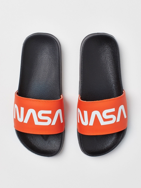 

H&M Boys Orange & White Printed Pool Flip-Flops
