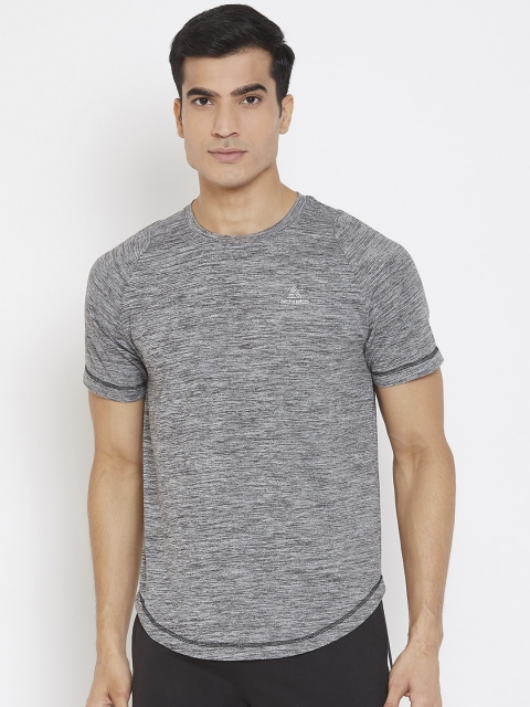 

Athleto Men Grey Melange Self Design Round Neck T-shirt