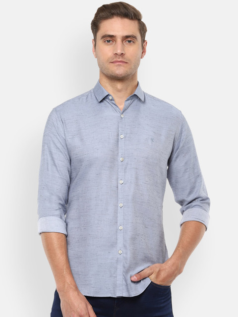 

V Dot Men Blue Slim Fit Solid Casual Shirt