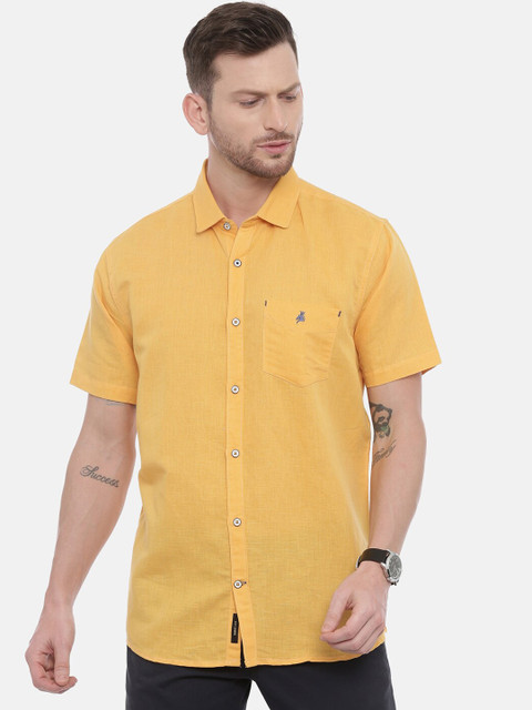 

Khoday Williams Men Yellow Regular Fit Solid Casual Shirt