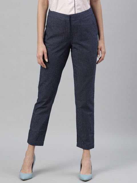 

RAREISM Women Navy Blue & Off-White Slim Fit Checked Regular Trousers