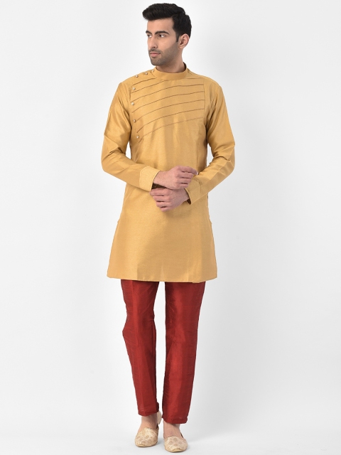 

SG LEMAN Men Gold-Toned & Maroon Solid Kurta with Pyjamas