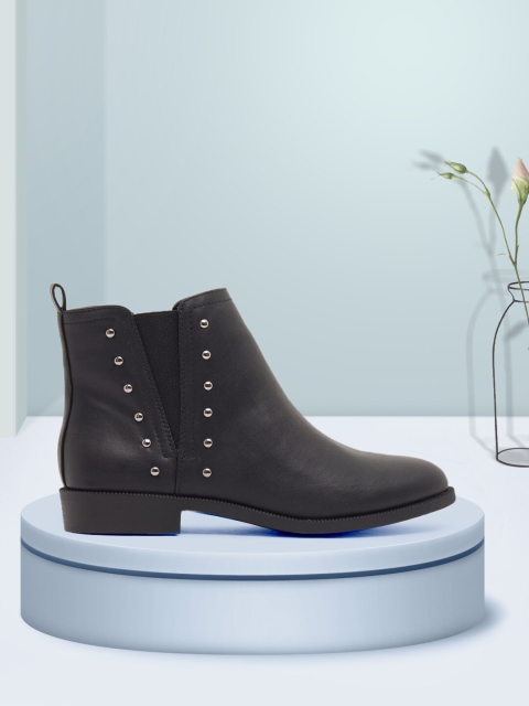 

shoexpress Women Black Embellished Heeled Boots