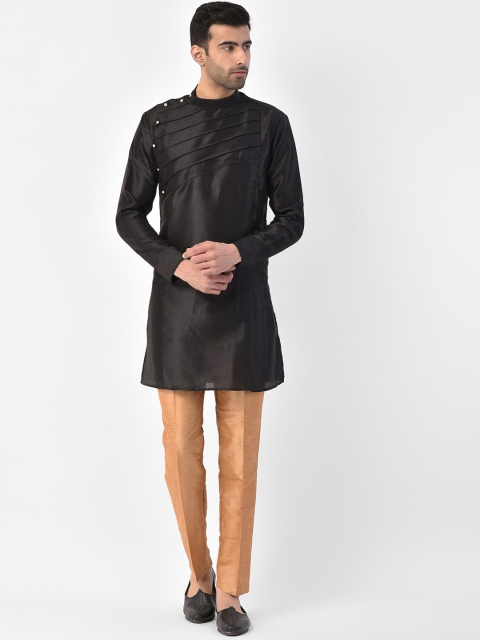 

SG LEMAN Men Black & Gold-Toned Solid Kurta with Trousers