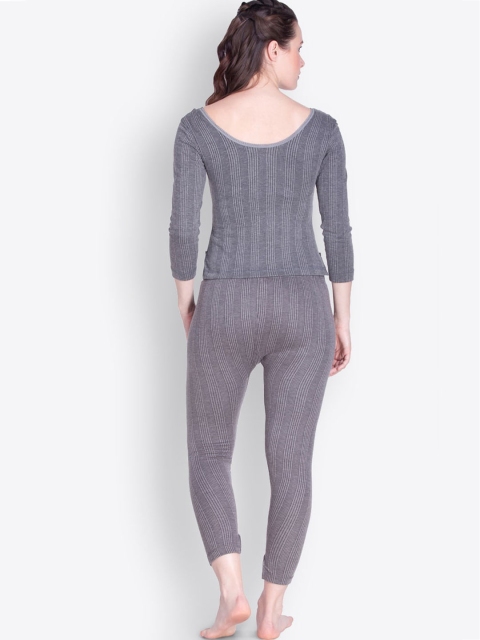 

Lux Inferno Women Charcoal Grey Striped Thermal Set INF_SHORT_3Q_RN_TRO_SET