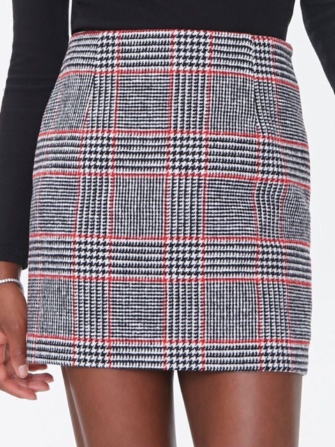 

FOREVER 21 Women White & Black Checked Mini Skirt