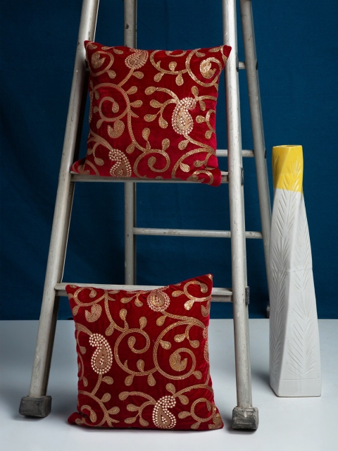 

HOSTA HOMES Red & Gold-Toned Set of 2 Embellished Square Cushion Covers