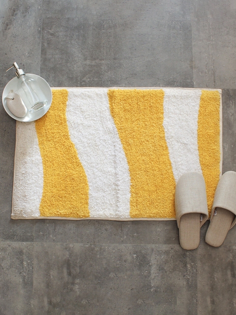 

House This Yellow & White Colourblocked Shehteer Rectangular 110 GSM Cotton Bath Rug
