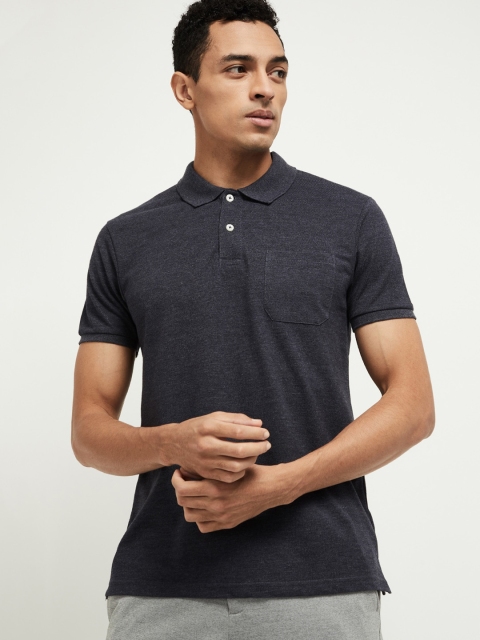

max Men Navy Blue Polo Collar T-shirt