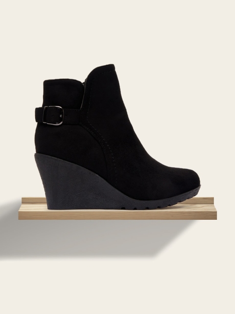 

shoexpress Women Black Solid Heeled Boots