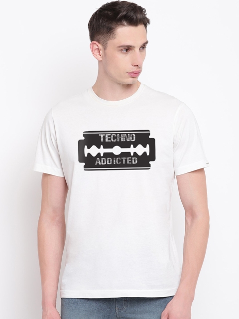 

THREADCURRY Men White Printed Round Neck T-shirt