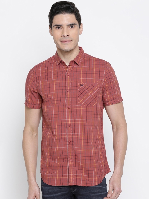 

Lee Men Brown Slim Fit Checked Casual Shirt