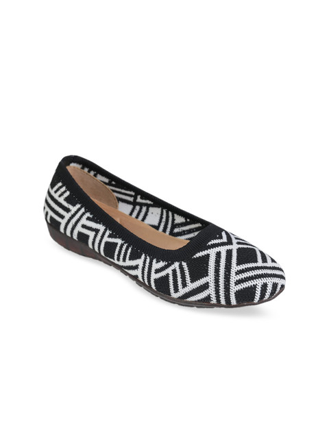

TRASE Women Black Printed Ballerinas