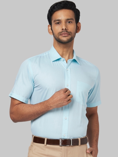 

Park Avenue Men Blue Regular Fit Solid Casual Shirt