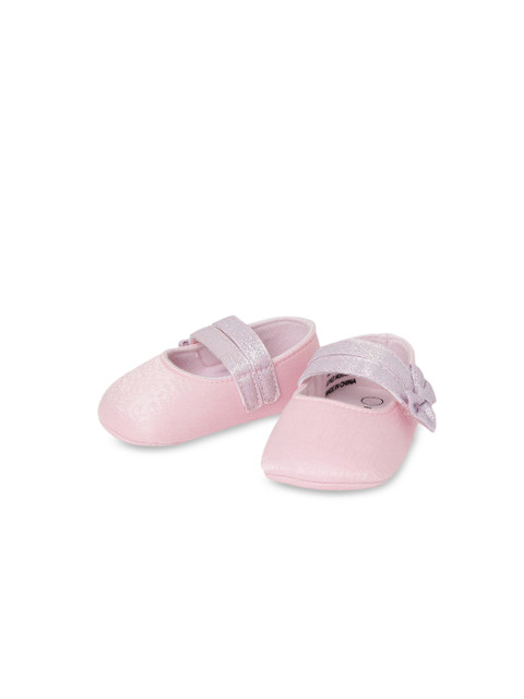 

max Girls Pink Slip-On Sneakers