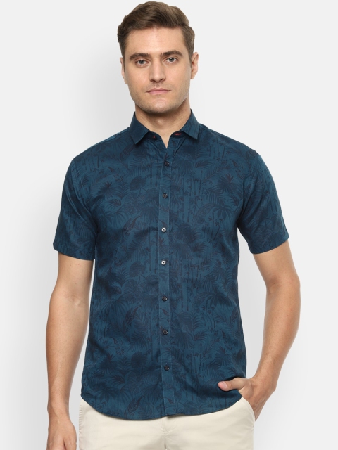 

V Dot Men Green Slim Fit Printed Casual Shirt