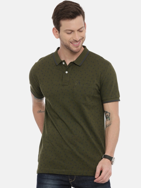

Classic Polo Men Green Solid Polo Collar T-shirt