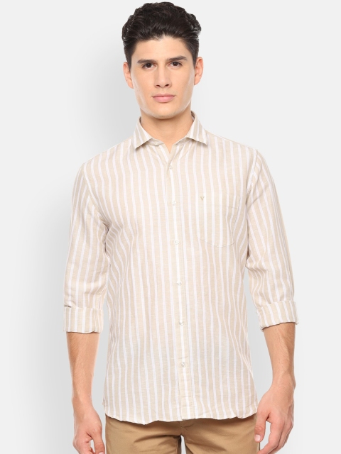 

Van Heusen Sport Men Beige & White Slim Fit Striped Casual Shirt