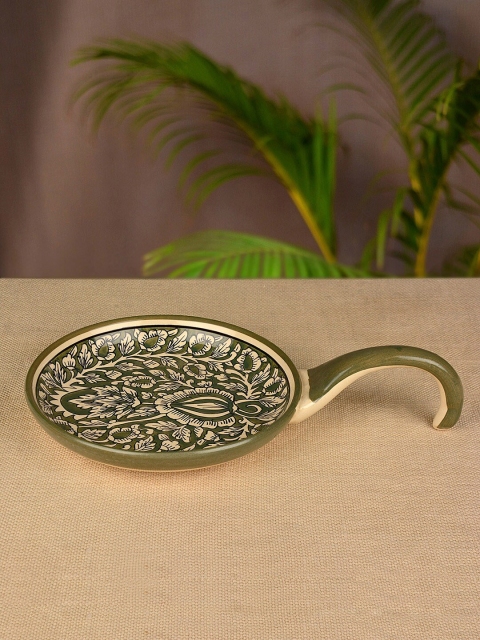

StyleMyWay Olive Green & Off-White Printed Pizza Plate With Handle