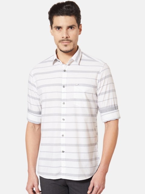 

J Hampstead Men White Slim Fit Striped Casual Shirt