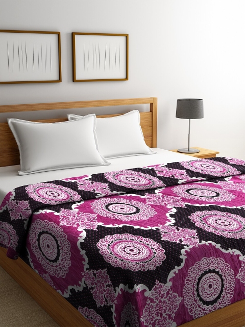

NEUDIS Purple & White Ethnic Motifs Printed AC Room 233 GSM Double Bed Flannel Fur Blanket