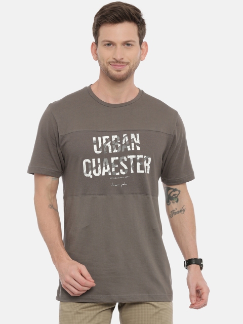 

Classic Polo Men Taupe Printed Round Neck T-shirt