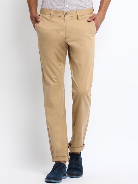 

Basics Men Khaki Tapered Fit Solid Regular Trousers