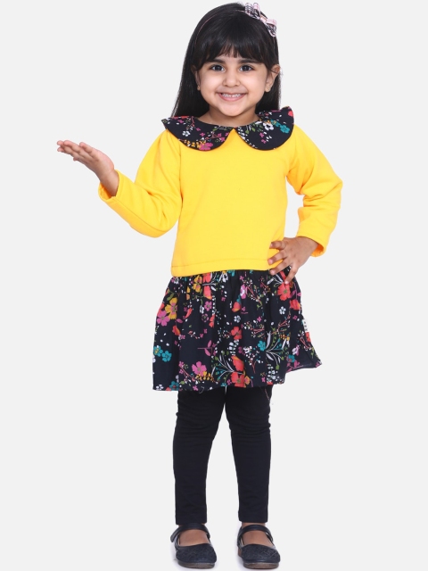 

AWW HUNNIE Girls Yellow & Black Printed Tunic with Leggings