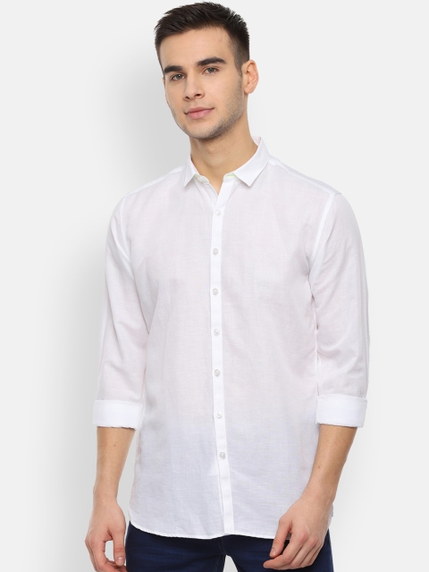 

V Dot Men White Slim Fit Solid Casual Shirt