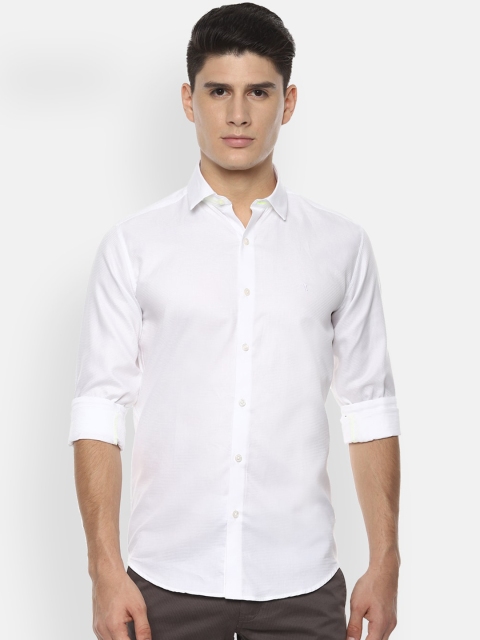 

V Dot Men White Slim Fit Solid Casual Shirt