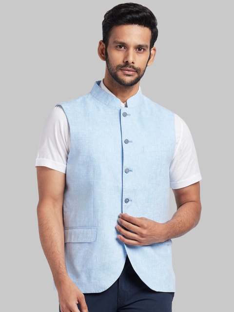 

Parx Men Blue Solid Waistcoat
