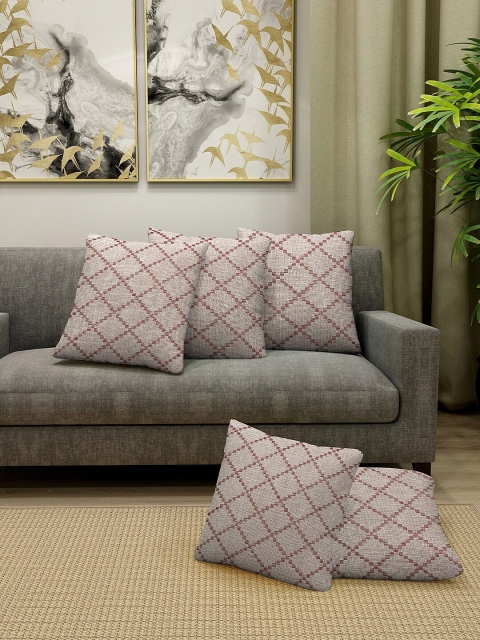 

KLOTTHE Set Of 5 Maroon & Beige Self Design Square Cushions