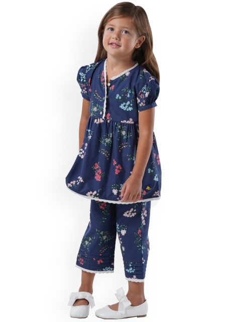 

Cherry Crumble Girls Navy Blue & Green Floral Printed Night Suit WST-NSUIT-3318