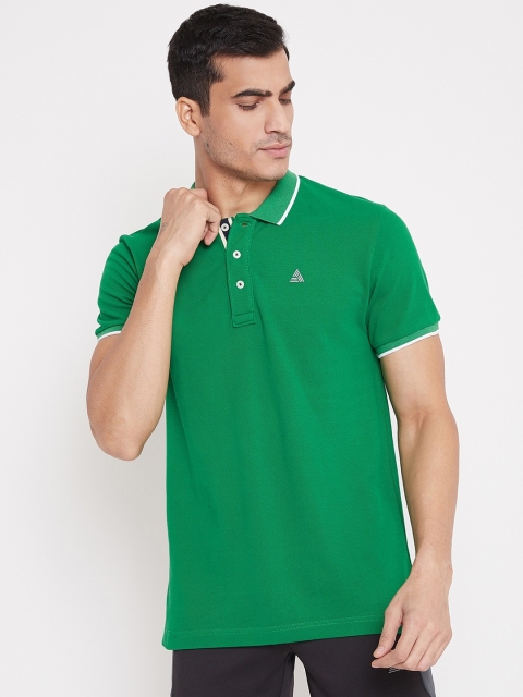 

Athleto Men Green Solid Polo Collar T-shirt