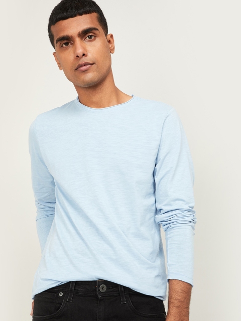 

Forca Men Blue Solid Round Neck T-shirt