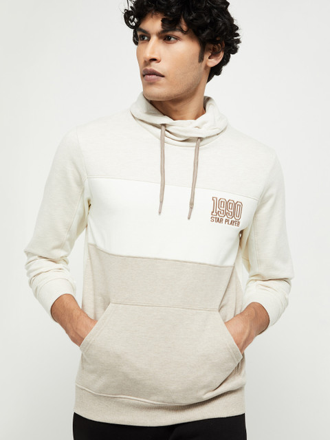 

max Men White & Beige Colourblocked Hooded Sweatshirt