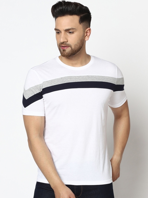 

GESPO Men White Striped Round Neck T-shirt