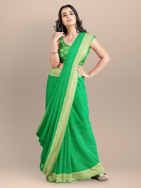 

BharatSthali Green & Gold-Toned Silk Cotton Solid Banarasi Handloom Saree