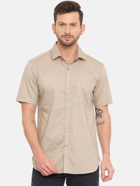 

Classic Polo Men Beige Slim Fit Solid Casual Shirt