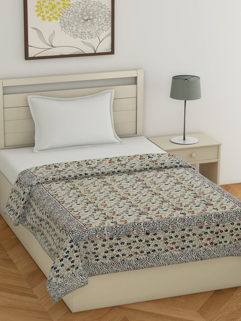 

Gulaab Jaipur White & Blue Floral Hand Block Printed 450 GSM Single Bed Quilt