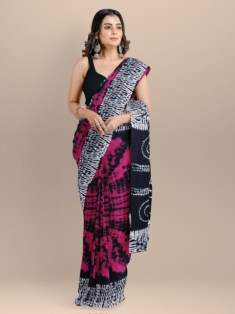 

BharatSthali Magenta & Black Pure Cotton Dyed Bagru Saree